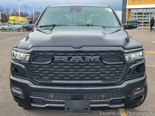 New 2026 Diamond Black Crystal Pearl-Coat Exterior Paint RAM Big Horn/Lone Star image 4
