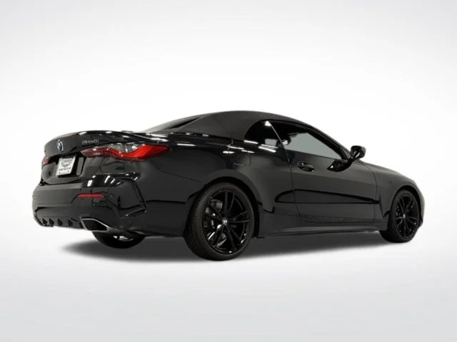 Used 2023 Black BMW M440i xDrive image 11