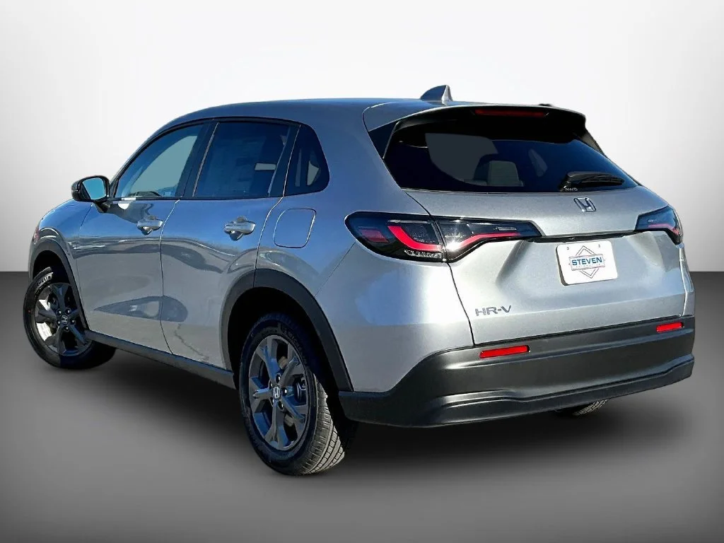 New 2027 Solar Silver Metallic Honda LX AWD image 4