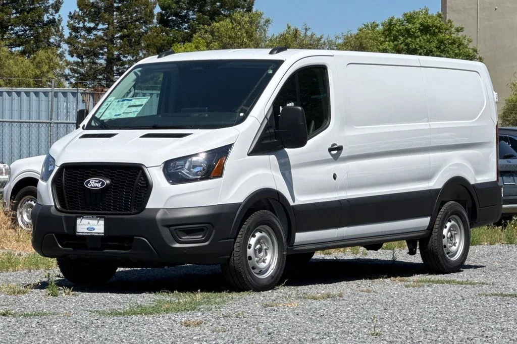 New 2026 Oxford White Ford Cargo Van image 8