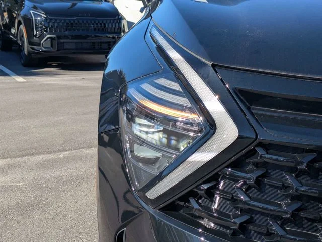 2025 Kia Sportage X-Pro - Photo 9