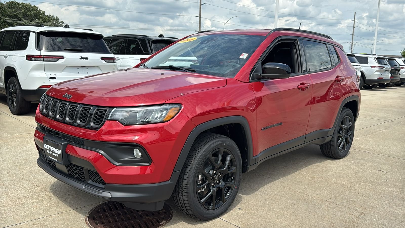 New 2026 Red Hot Pearlcoat Jeep Latitude image 5