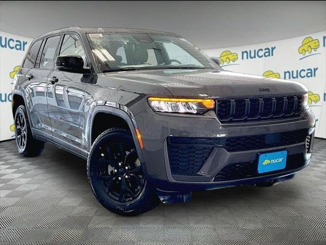New 2026 Baltic Gray Metallic Clear-Coat Exterior Paint Jeep Laredo image 1
