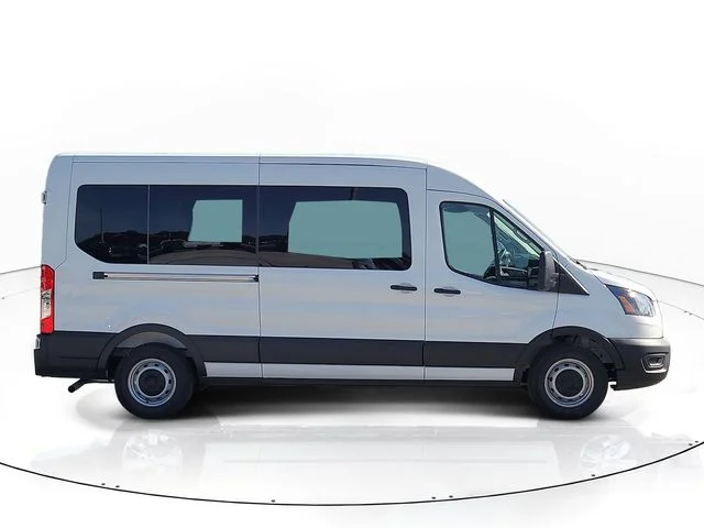 New 2026 Oxford White Ford XL image 4