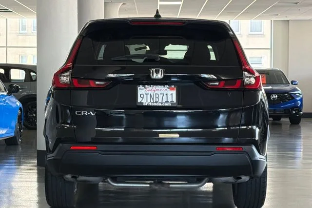 Certified Used 2023 Crystal Black Pearl Honda EX image 9