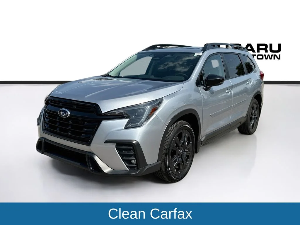Certified Used 2025 Silver Subaru Onyx Edition Touring image 3