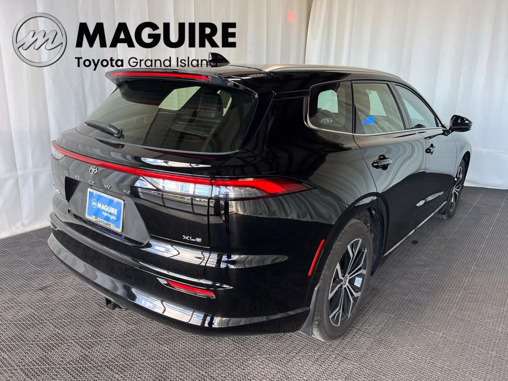 Used 2026 Black Toyota XLE image 31