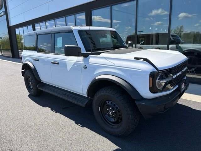 2026 Ford Bronco Outer Banks 4x4's photo