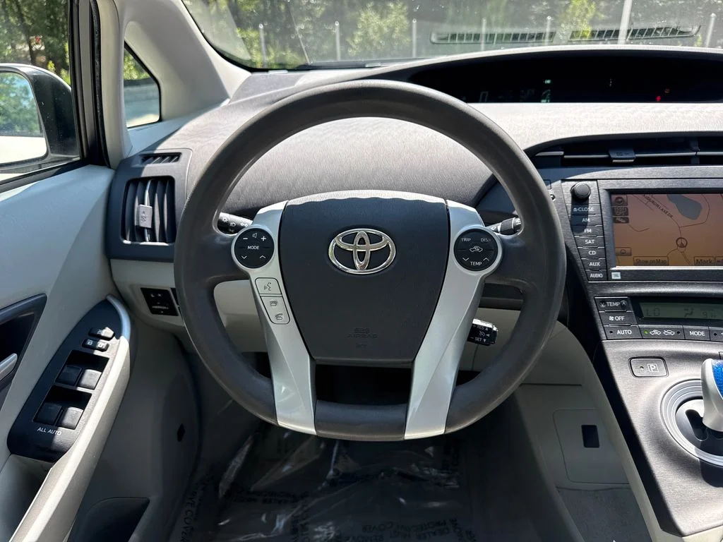 Used 2010 Blizzard Pearl Toyota I image 19