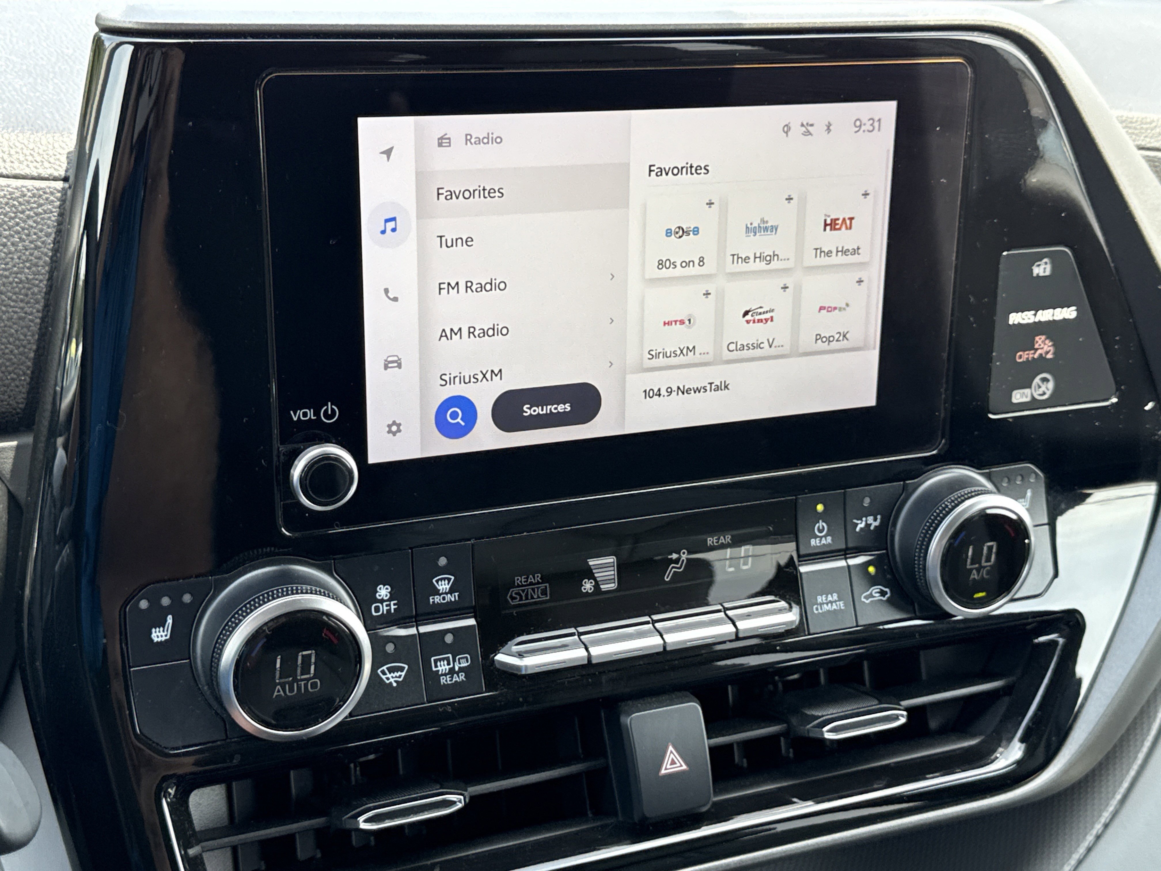 2023 Toyota Highlander XLE - Photo 27