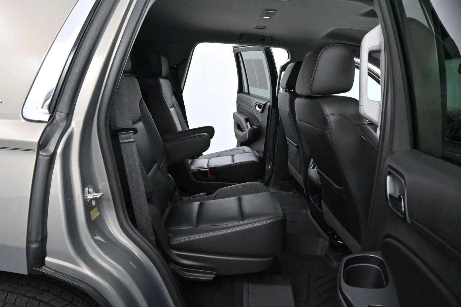 Used 2018 PEPPERDUST METALLIC Chevrolet LT image 38
