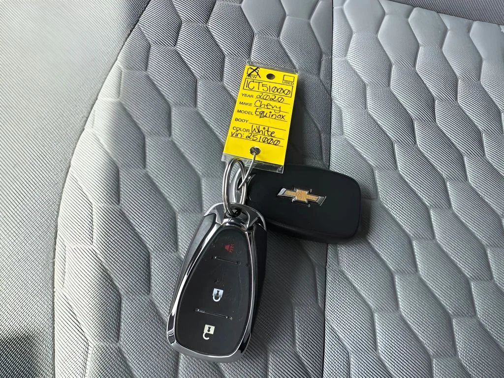 Used 2020 White Chevrolet LT image 22