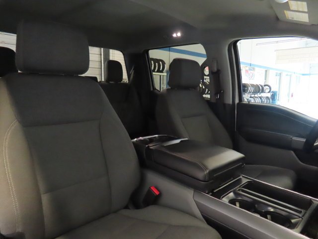 Used 2025 White Ford XLT image 6