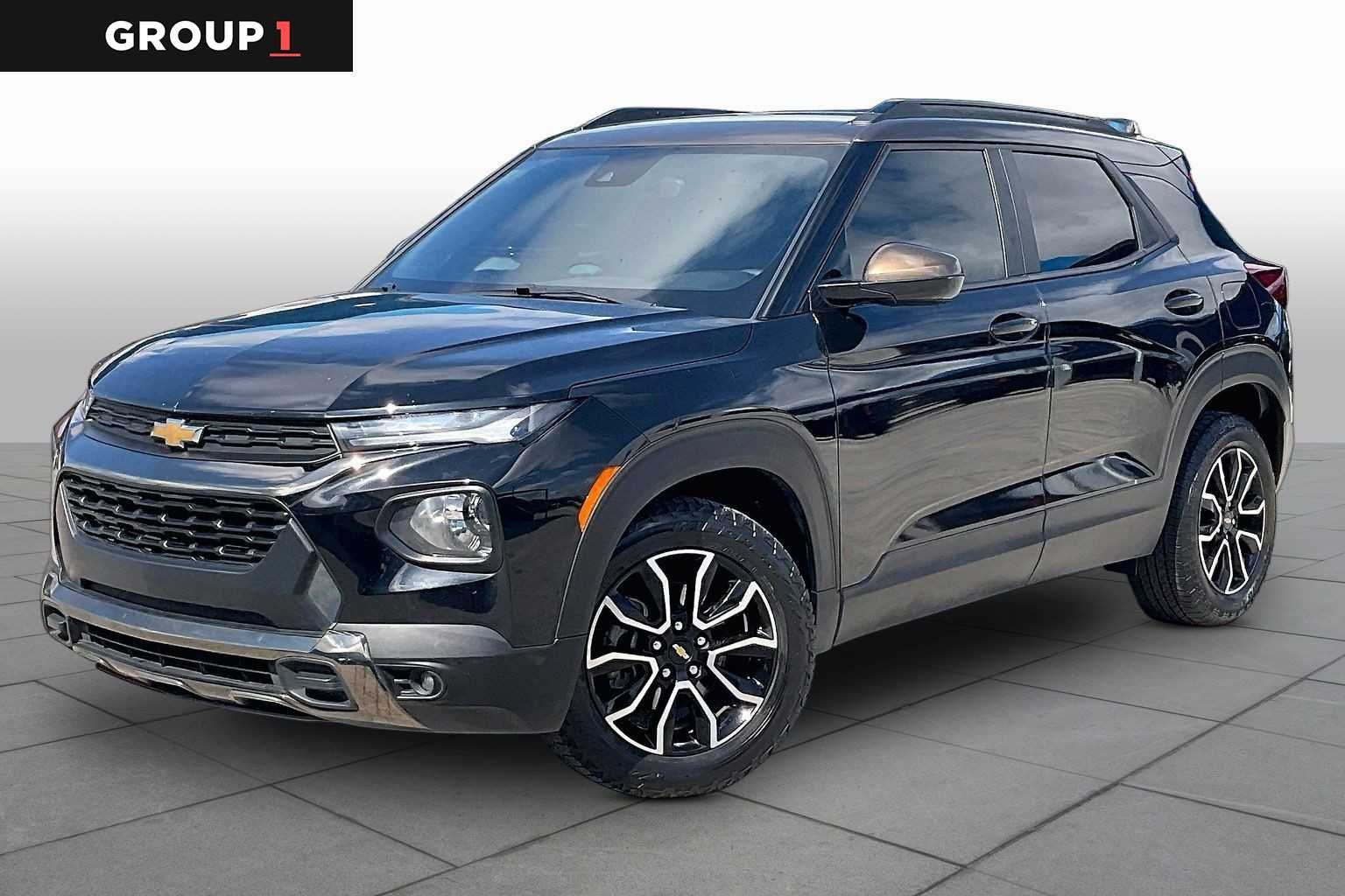Used 2022 Mosaic Black Metallic Chevrolet ACTIV image 1