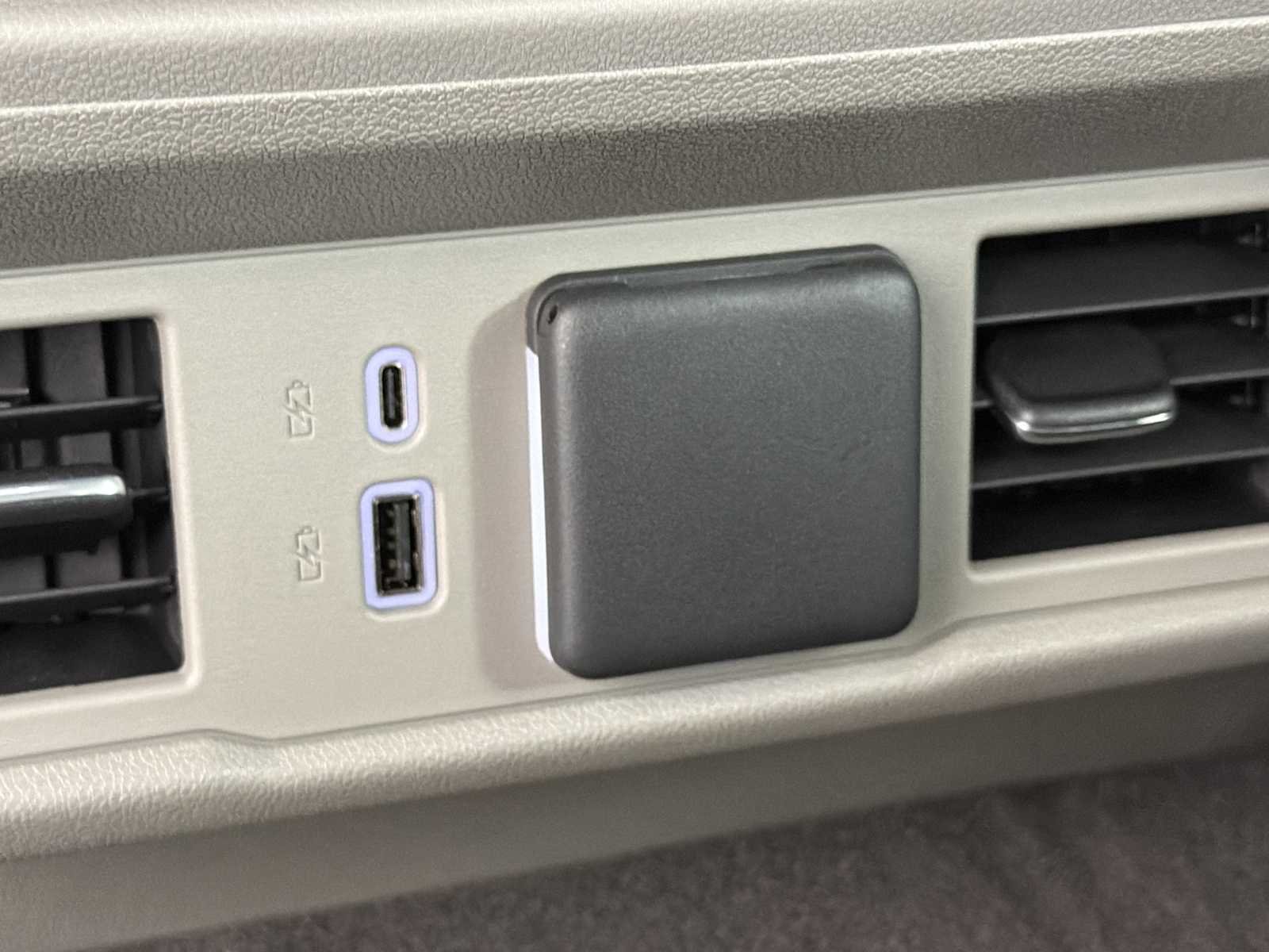 2026 GMC Sierra 1500 SLT - Photo 20