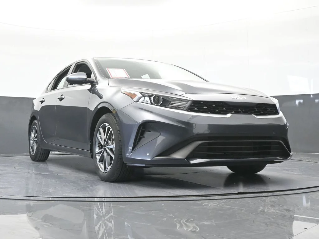 Used 2023 Gravity Gray Kia LXS image 56