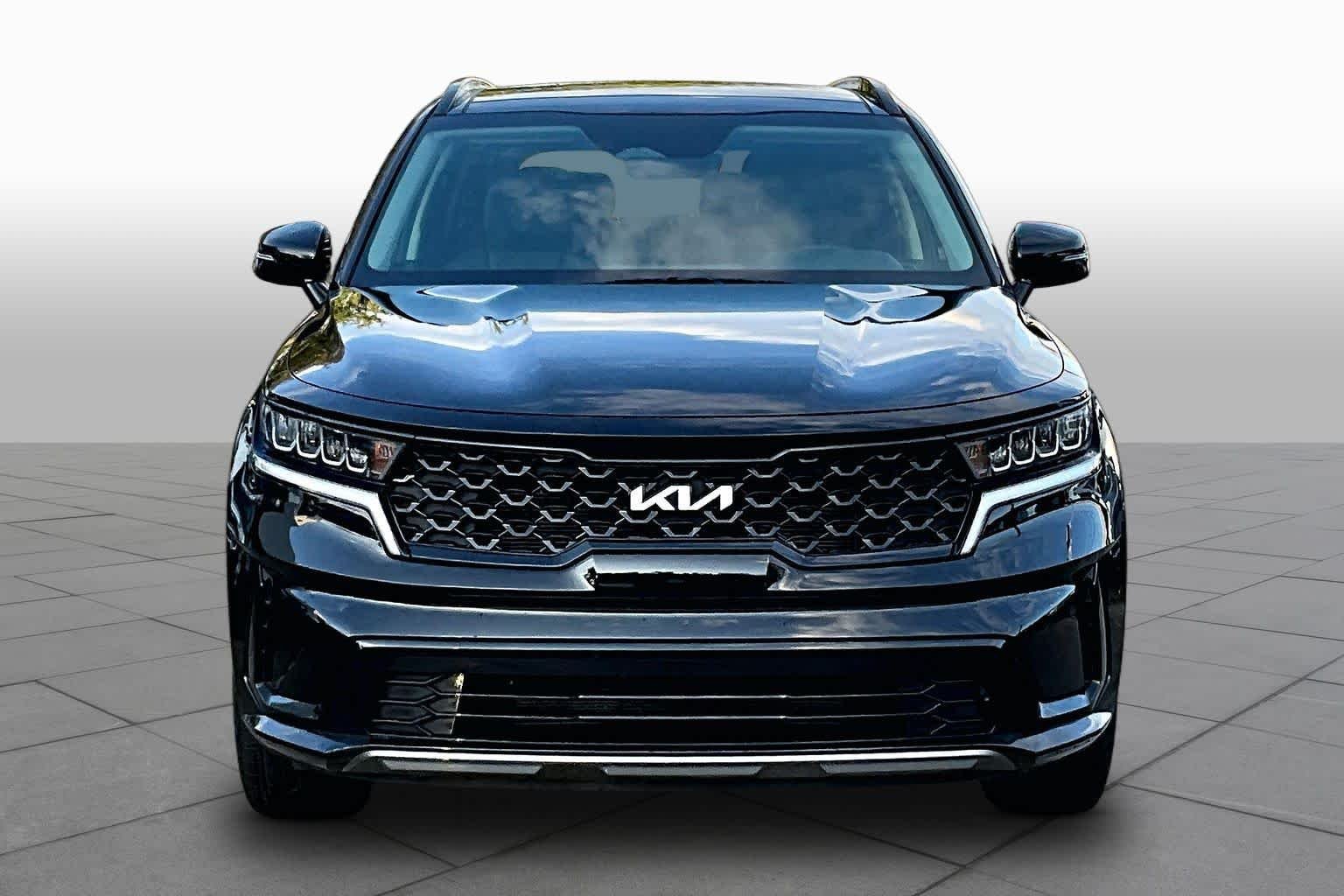 Certified Used 2022 BLACK Kia S image 4