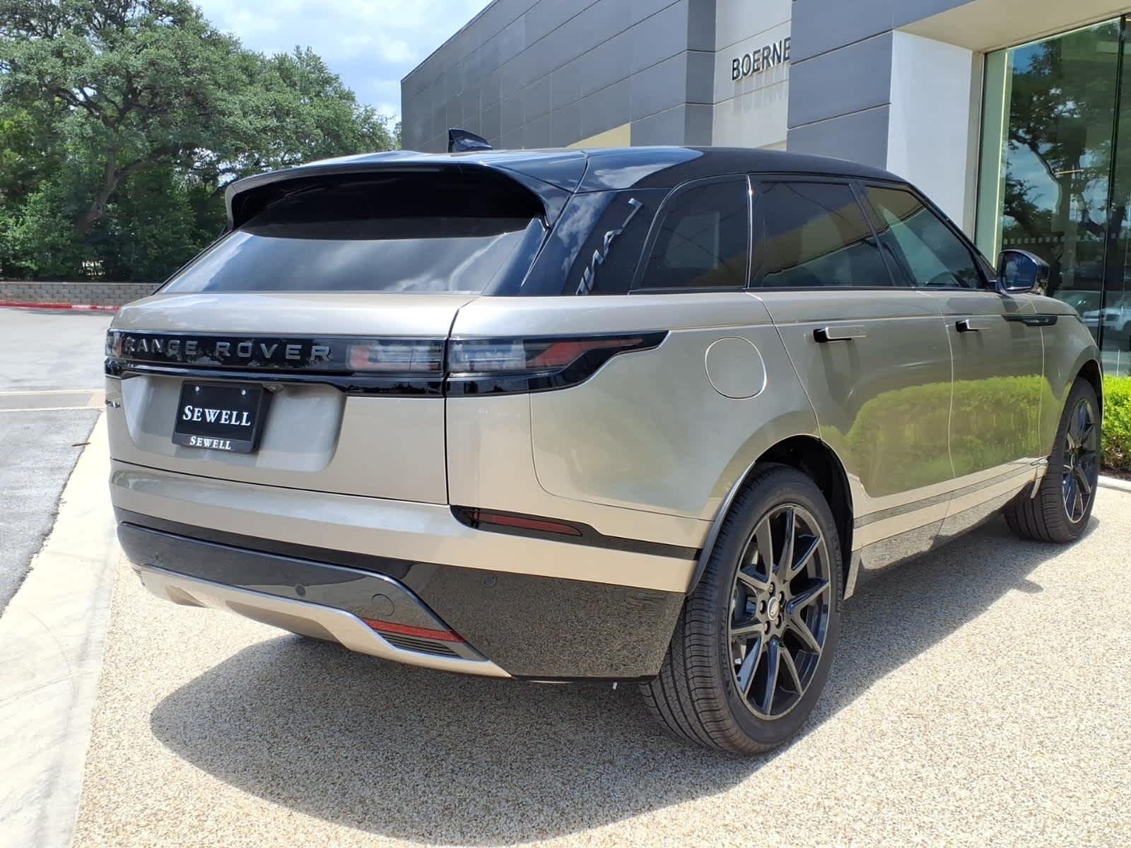 New 2026 Batumi Gold Land Rover Dynamic SE image 4