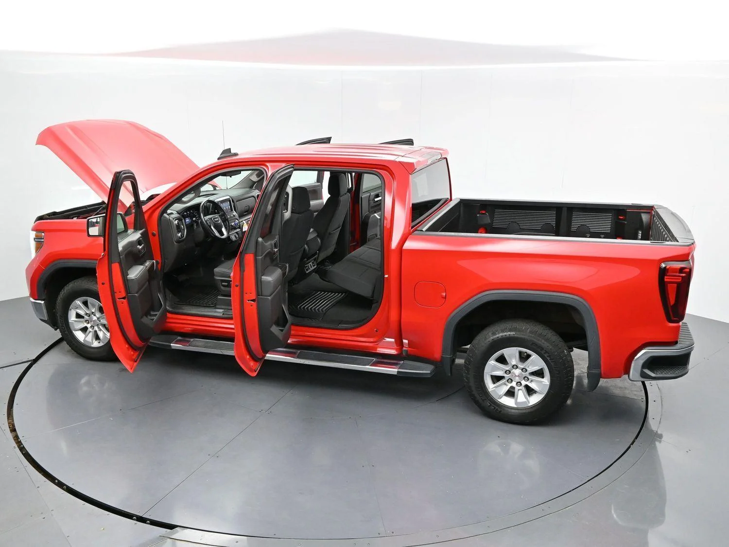 Used 2022 Cardinal Red GMC SLE image 40
