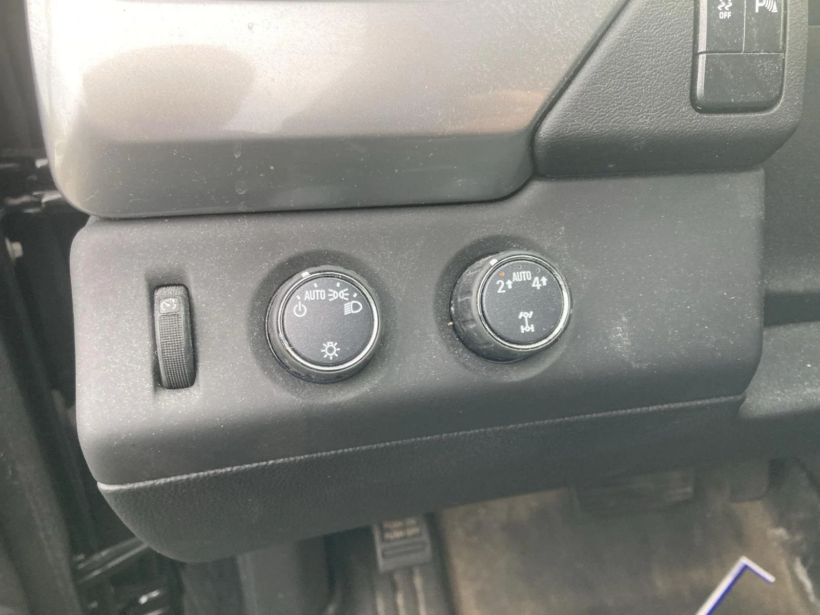 Used 2020 Black Chevrolet LS image 15