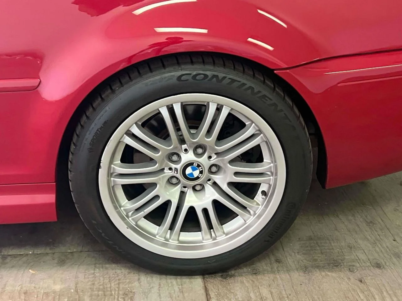 Used 2001 Imola Red BMW 6 Speed Manual image 9