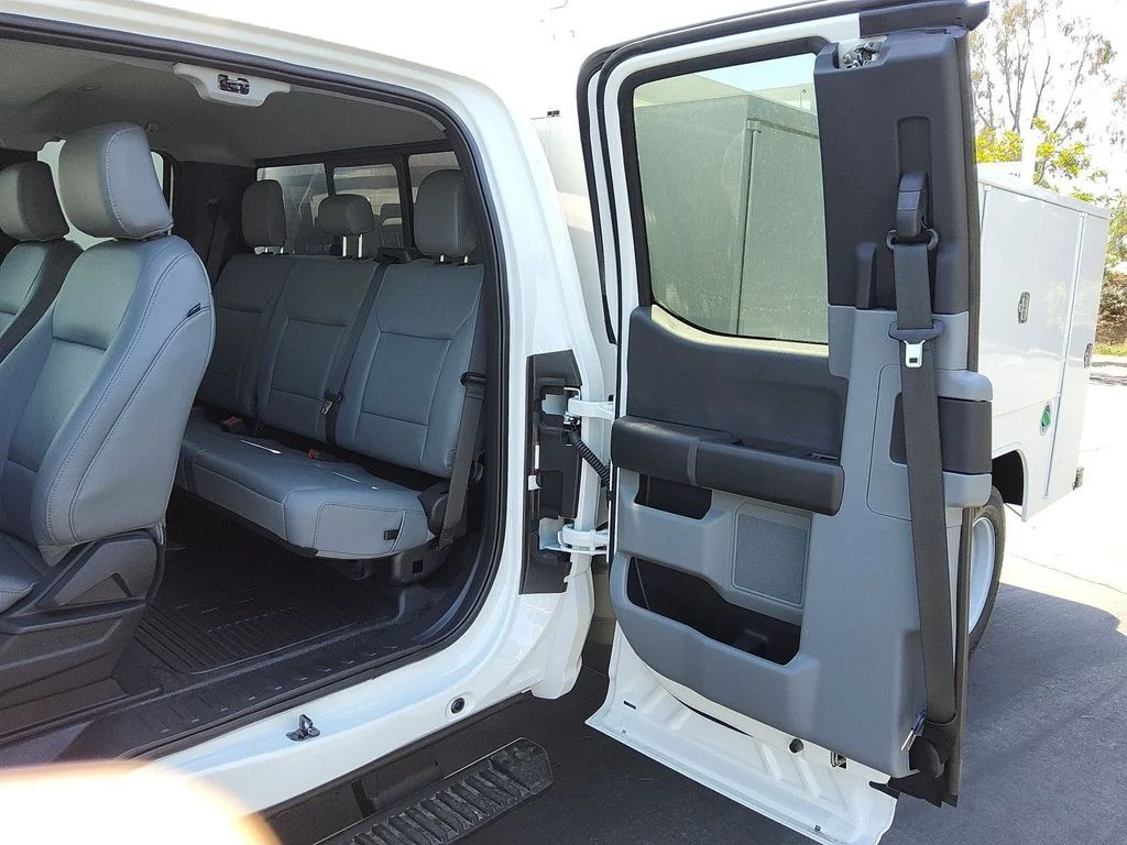New 2026 Oxford White Ford XL image 13