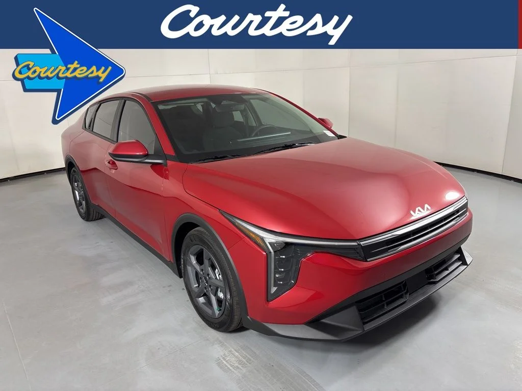 2026 Kia K4 LXS AT's photo