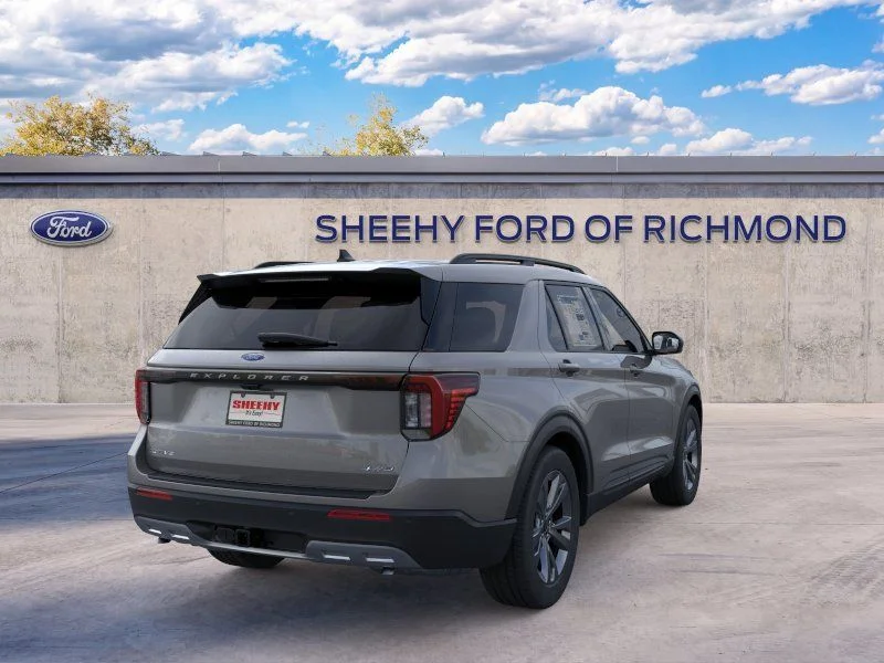 New 2026 Carbonized Gray Metallic Ford Active image 8
