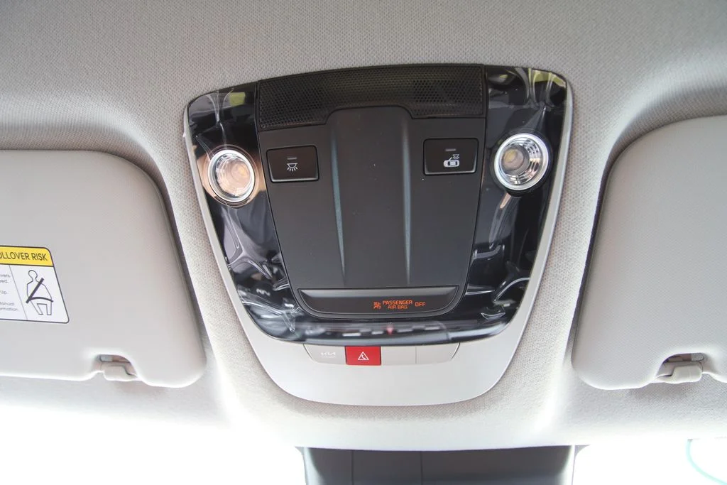 New 2026 Pluton Blue / Black Roof Kia S image 35