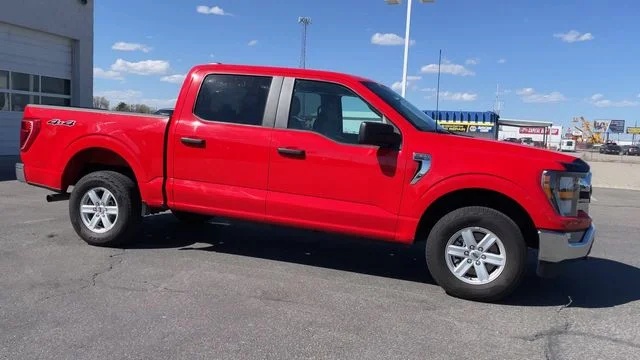 Used 2023 Red Ford XLT image 3