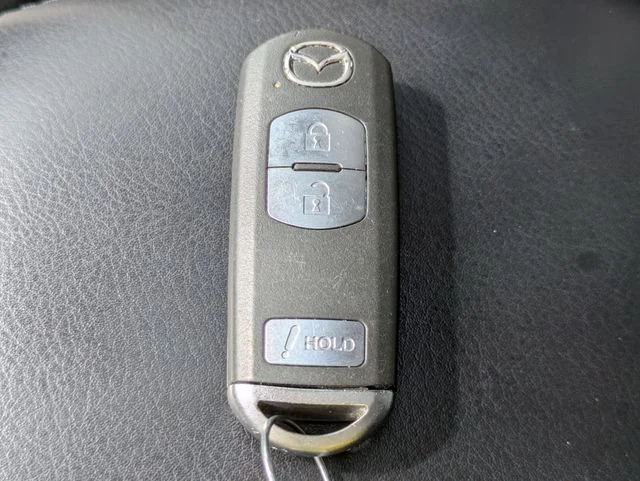 Used 2016 Silver Mazda Grand Touring image 30