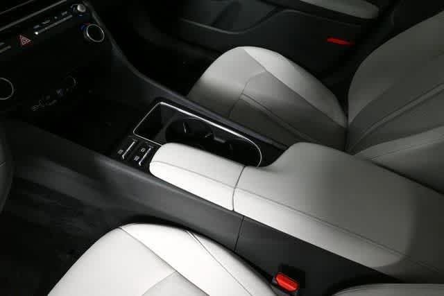 New 2026 Serenity White Hyundai SEL Sport image 27