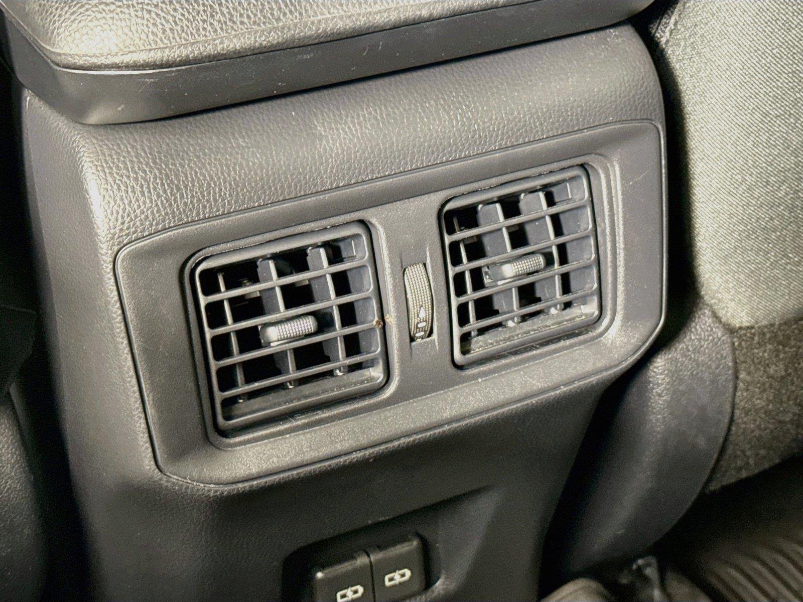 Used 2025 Ice Cap Toyota XLE image 36