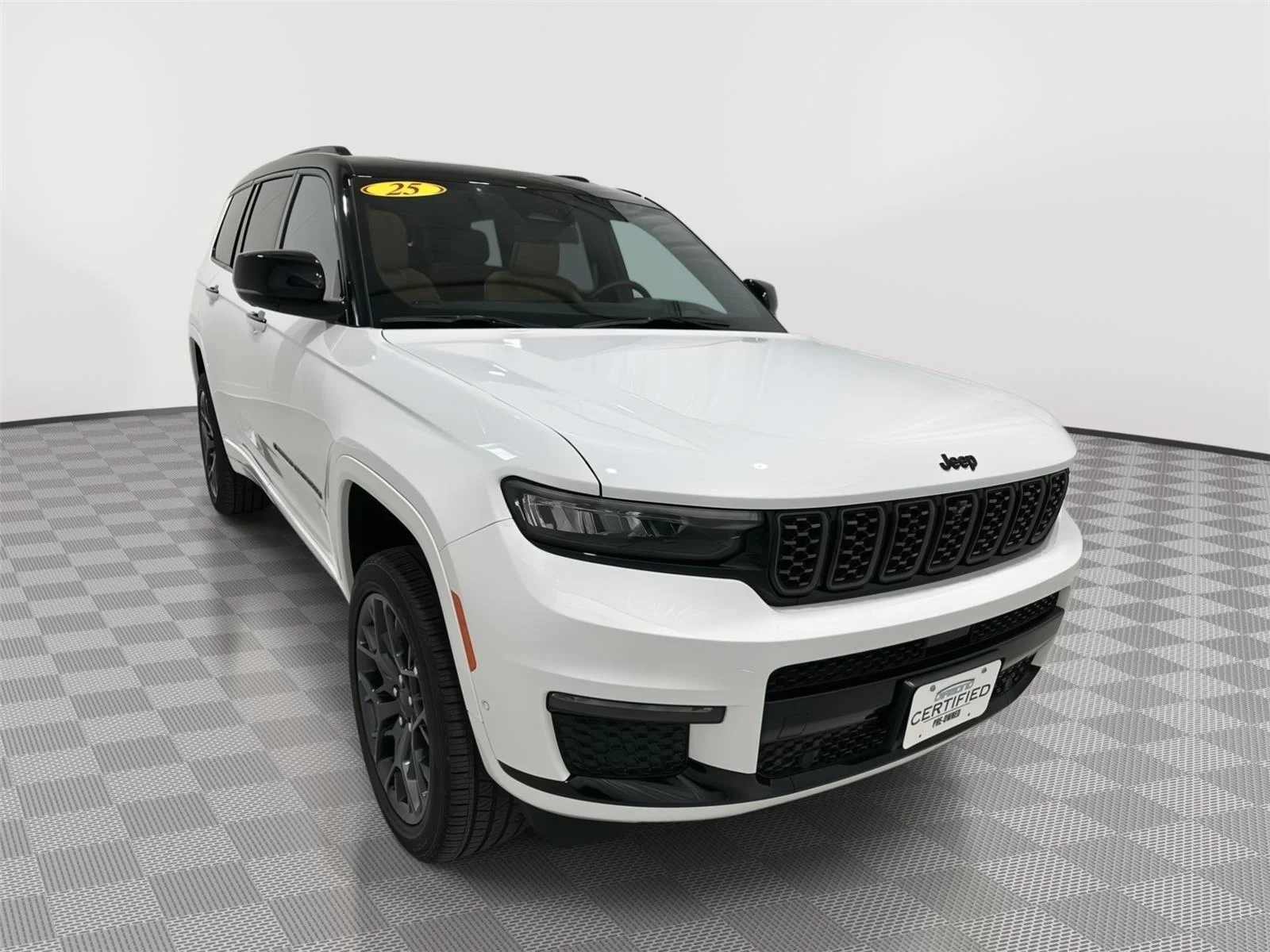 Used 2025 White Jeep Summit image 7
