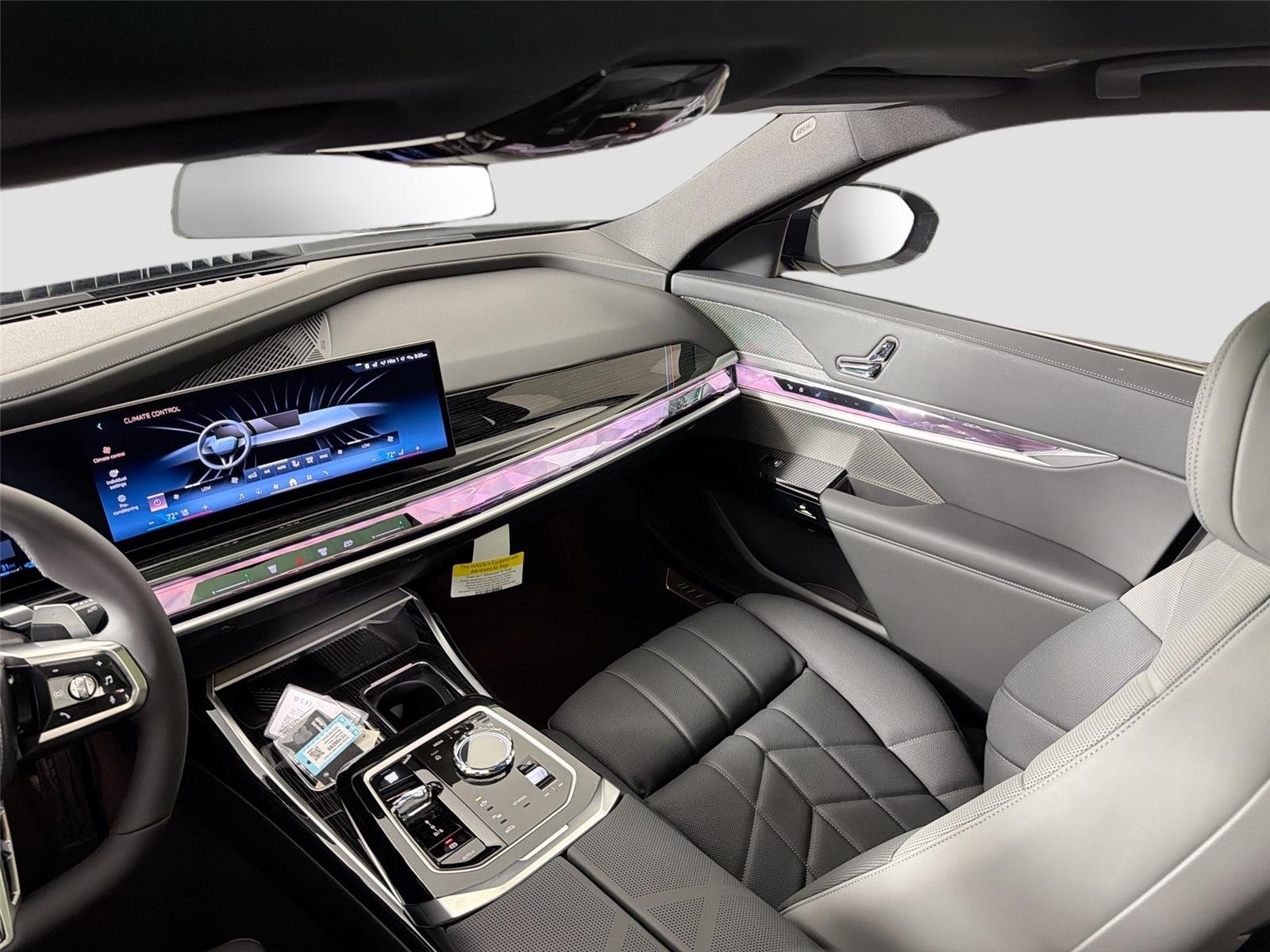 New 2026 Carbon Black Metallic BMW 750e xDrive image 21