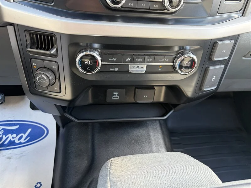 Used 2021 Grey Ford XLT image 10
