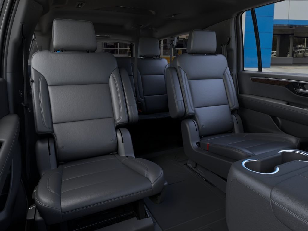 2026 Chevrolet Suburban Z71 - Photo 17