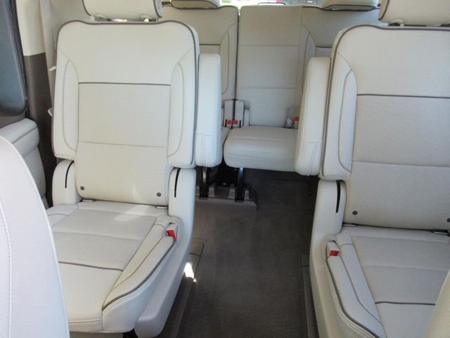 Used 2021 Beige GMC Denali image 17