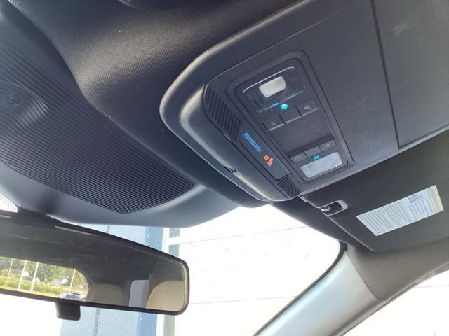 Used 2020 White Ford XLT image 36