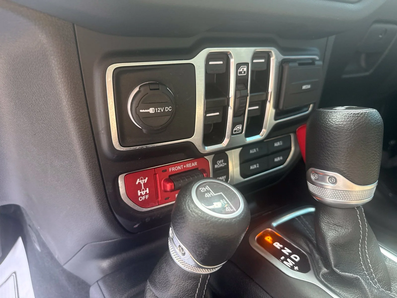 Used 2024 Black Jeep Rubicon image 16