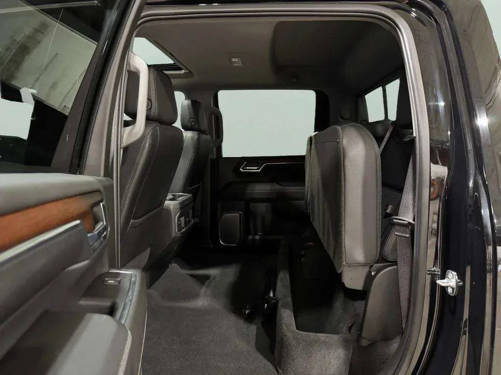 Certified Used 2024 Onyx Black GMC Denali image 17