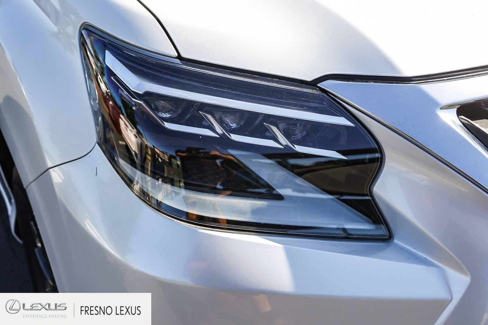 Certified Used 2023 EMINENT WHITE PEARL Lexus 460 image 10