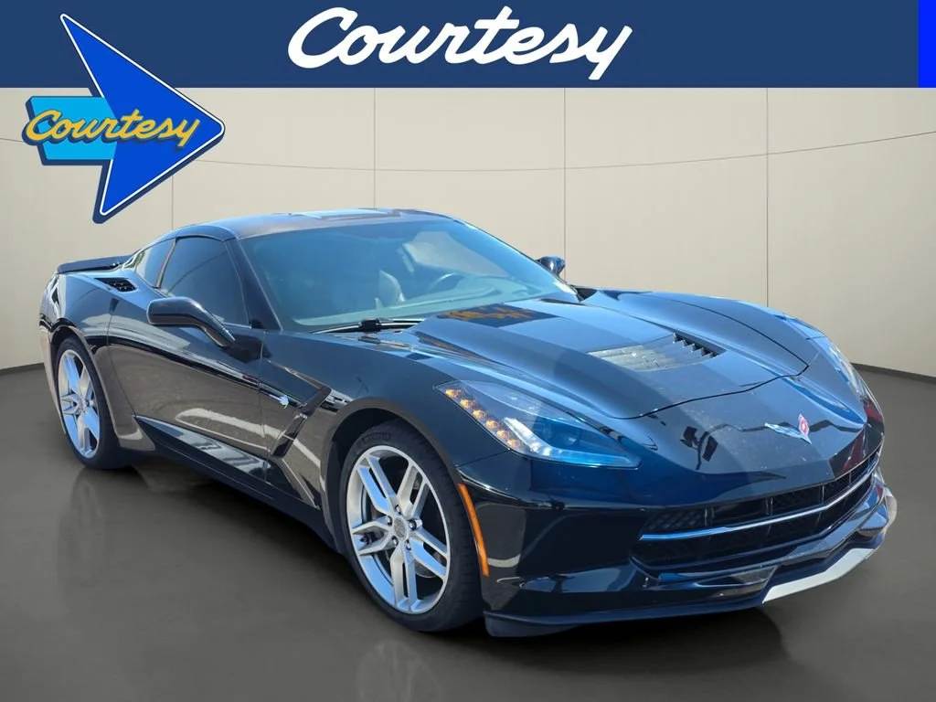 2015 Chevrolet Corvette Stingray Coupe w/Z51's photo
