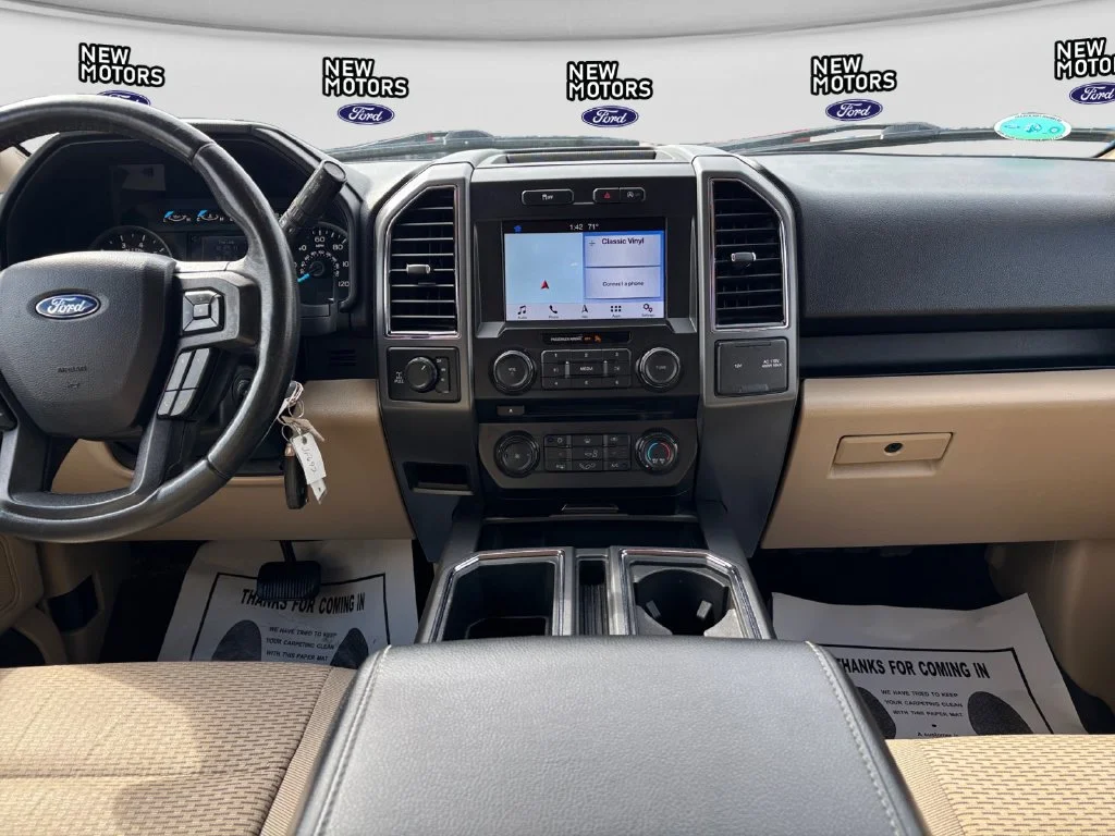Used 2018 White Gold Ford XLT image 11
