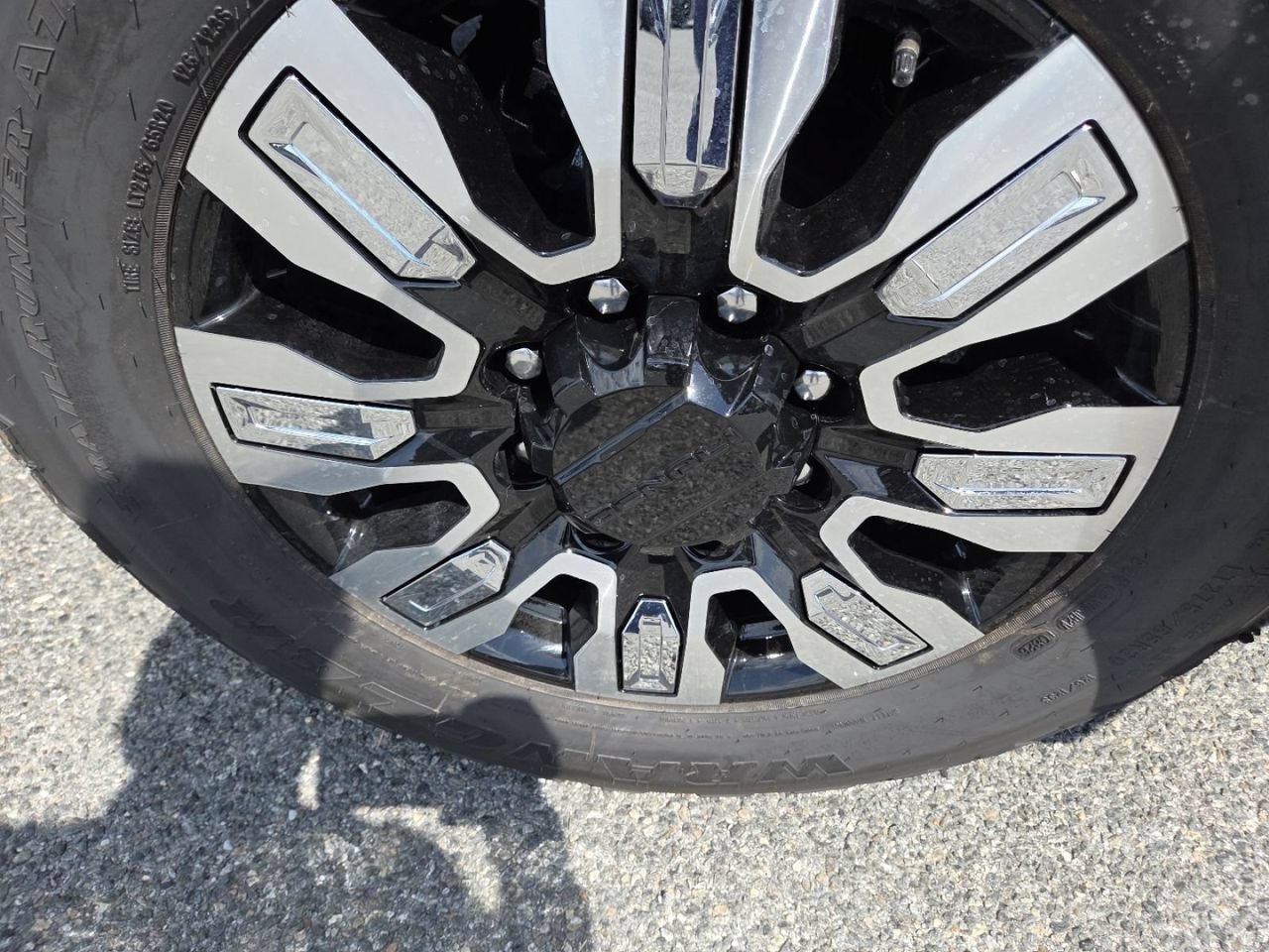 2026 GMC Sierra 2500HD Denali - Photo 16