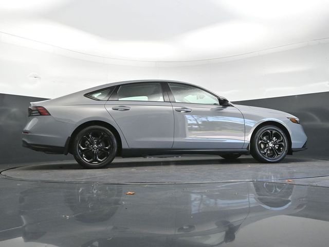 2025 Honda Accord SE - Photo 27
