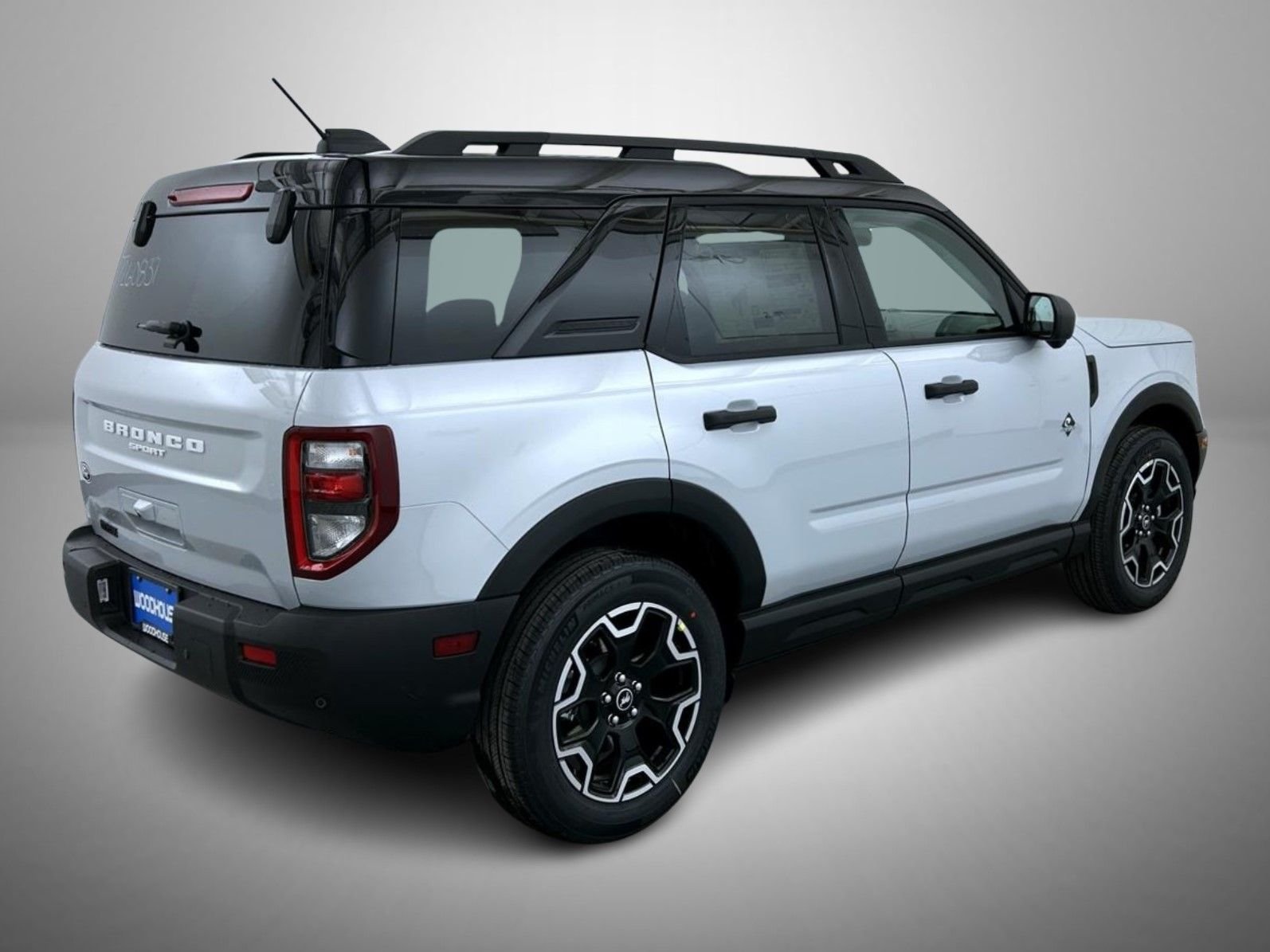 New 2026 Space White Metallic Ford Outer Banks image 5