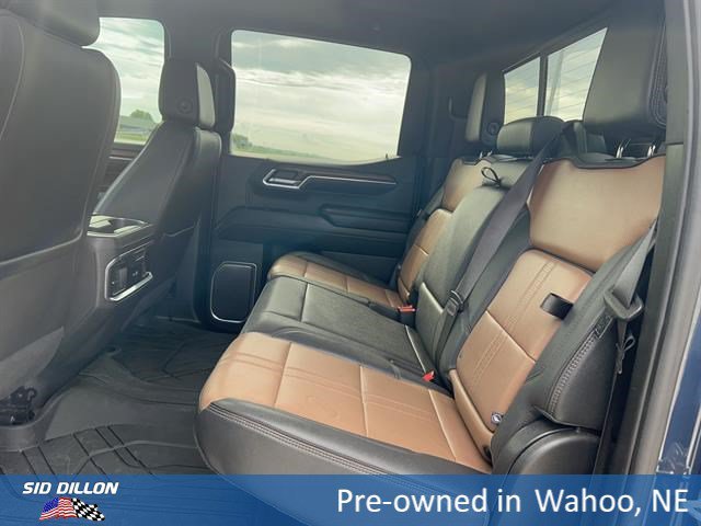Used 2023 Northsky Blue Metallic Chevrolet High Country image 19