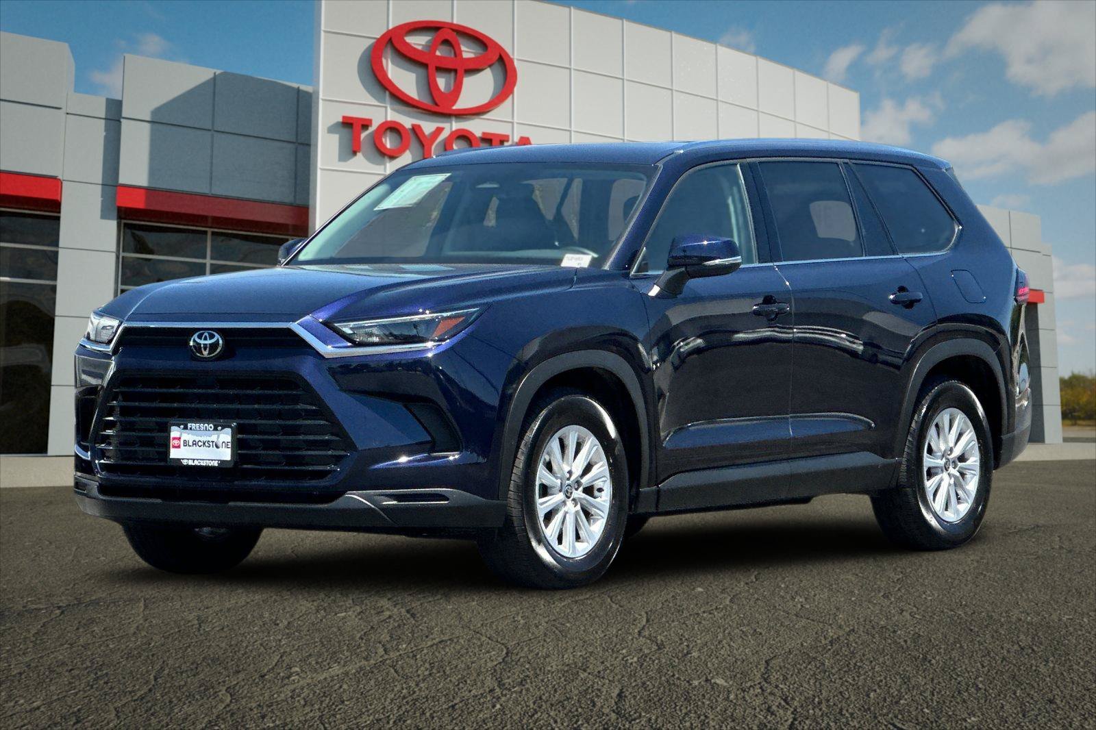 Certified Used 2025 Blueprint Toyota XLE image 7