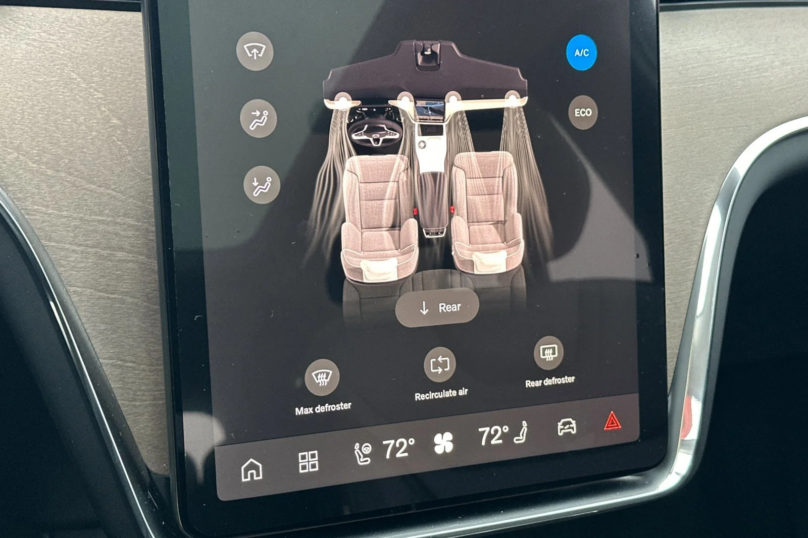 2025 Volvo EX90 Ultra - Photo 19